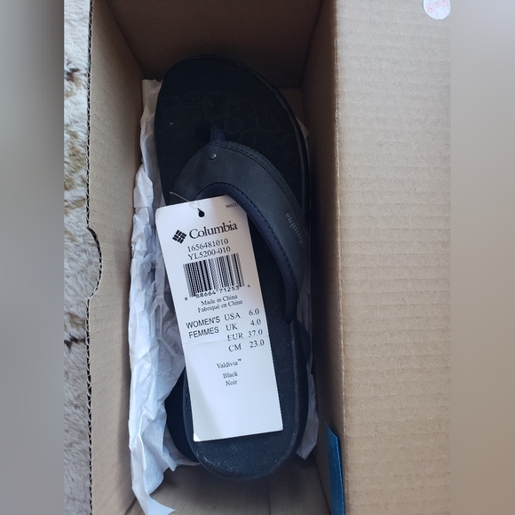 Women's Columbia Scandals - Picture 4 of 4